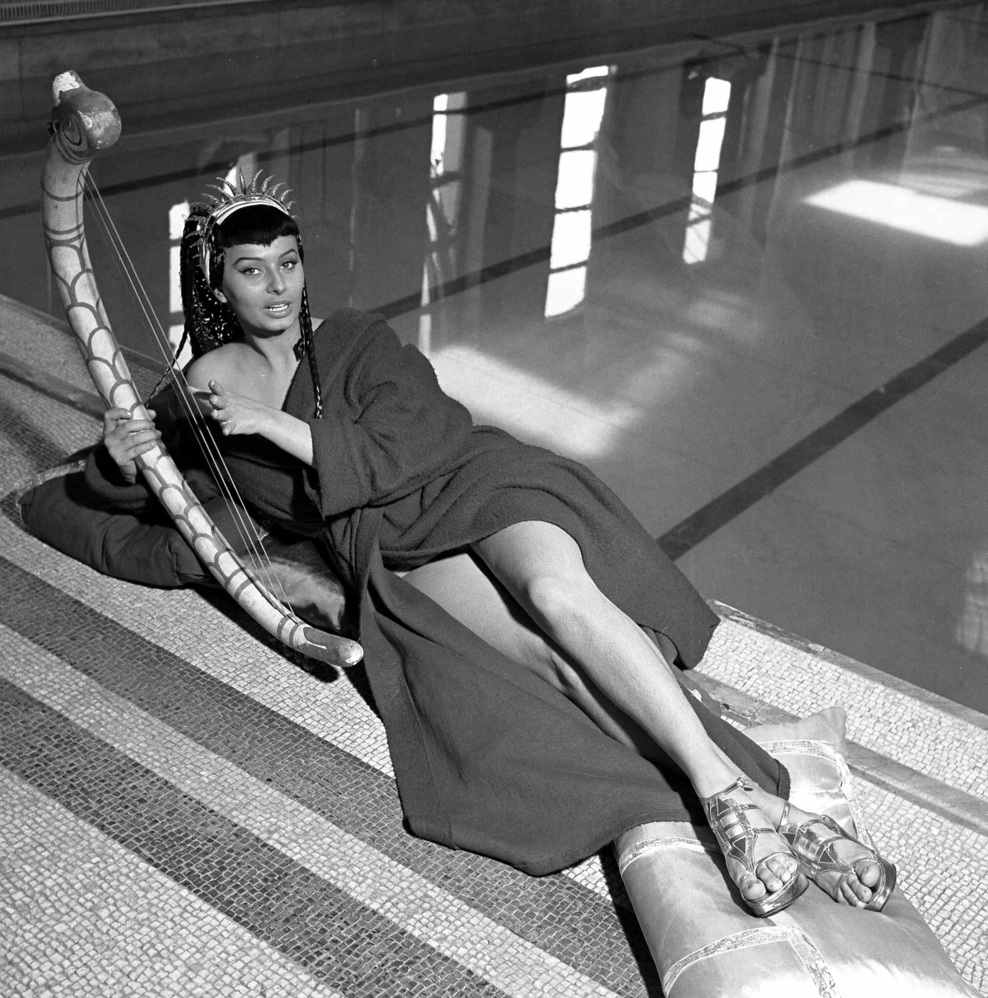 Loren nude sophia Sophia Loren