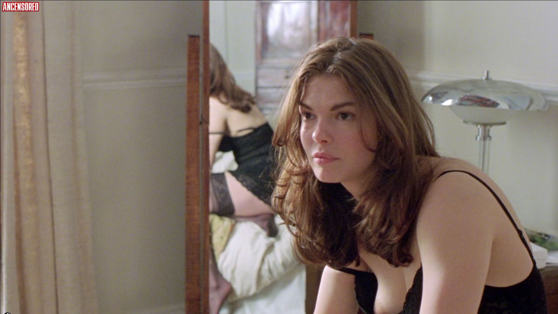 Nude pictures of jeanne tripplehorn