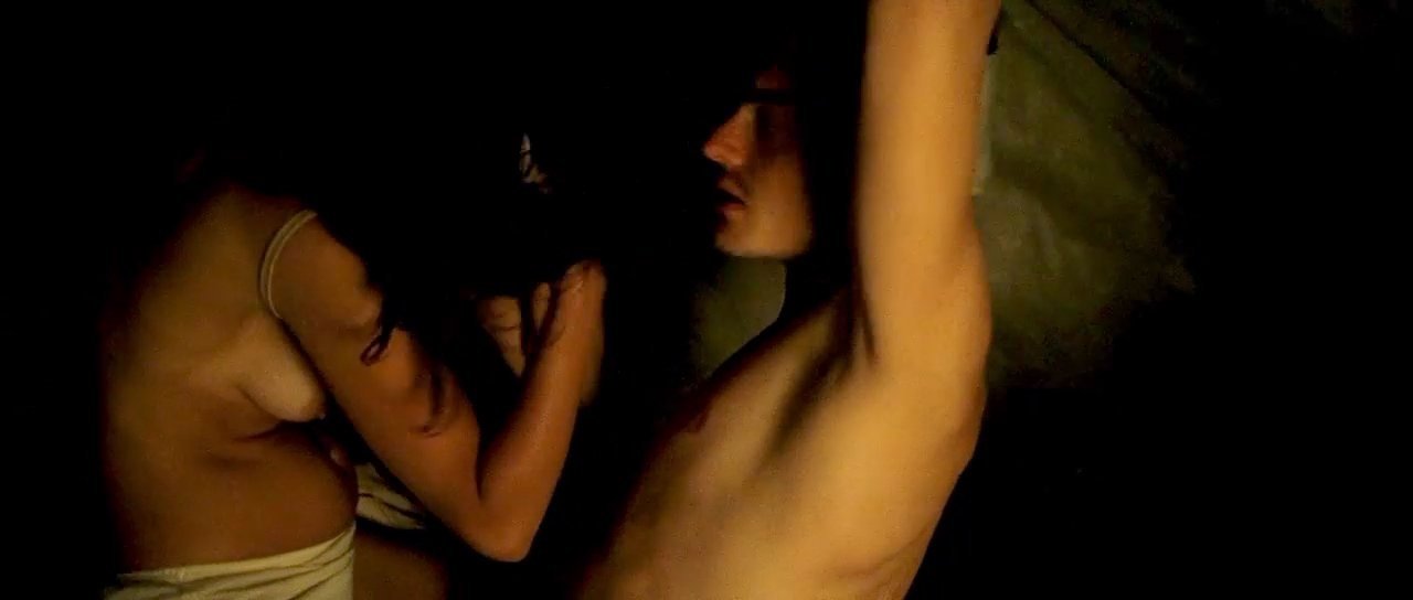 Nackt  Alice Braga Portuguese Porn