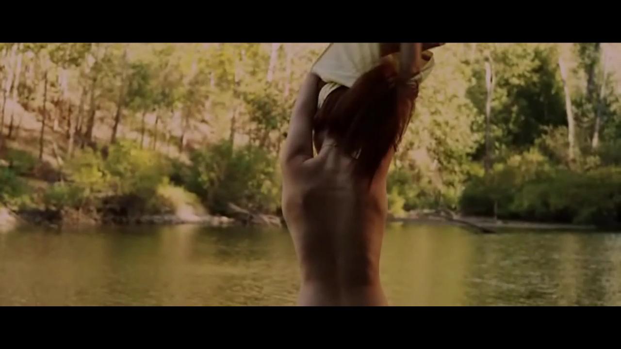 Alexia fast topless