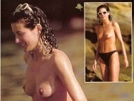 Carrie-anne moss nude pics