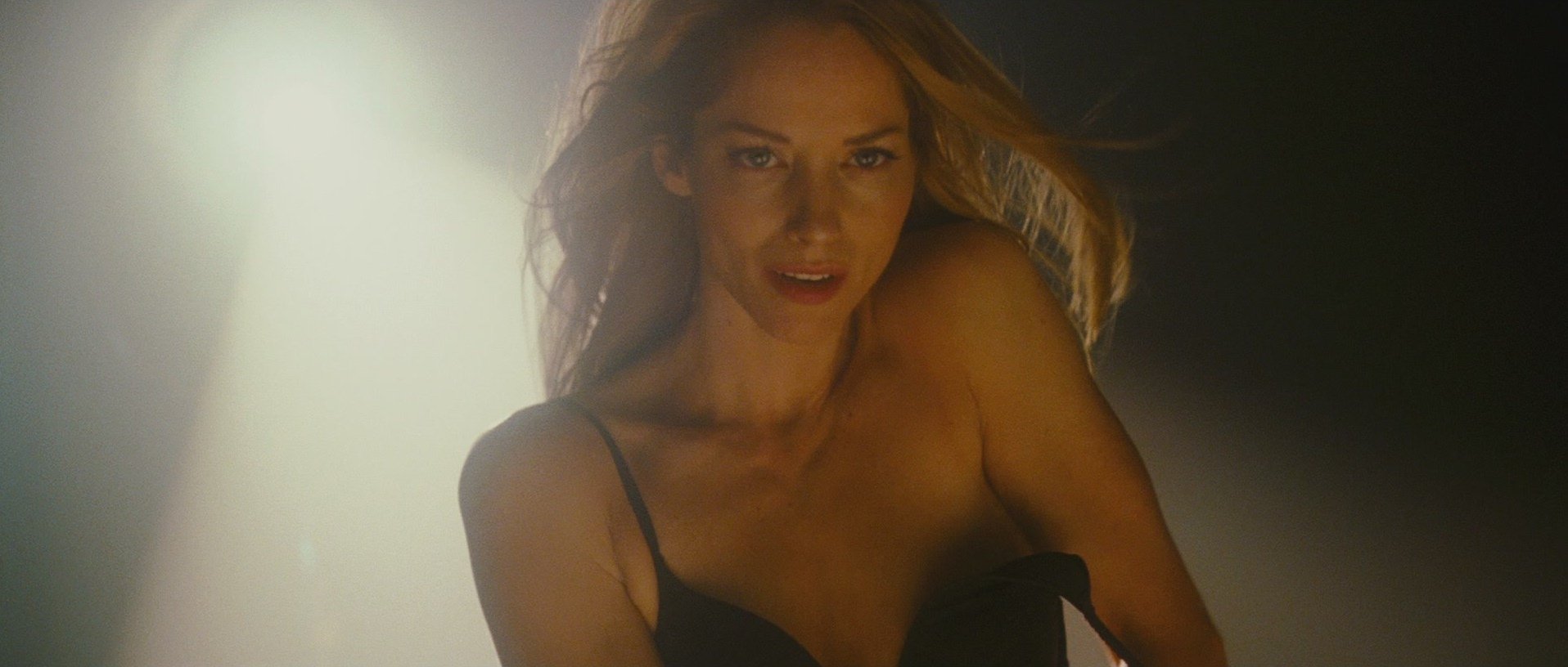Topless sienna guillory Zorg