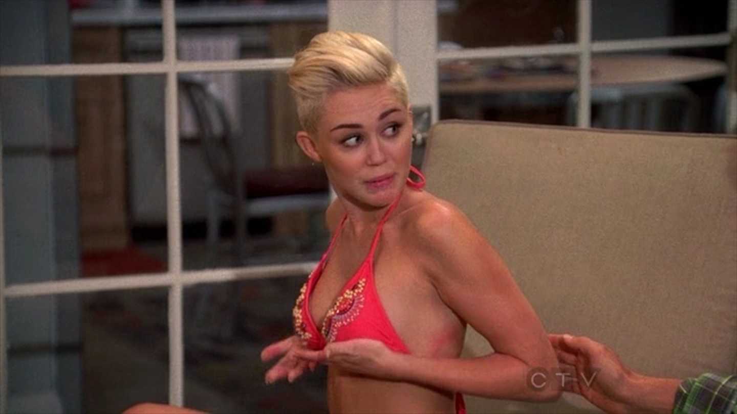 Porno nackt miley cyrus Miley