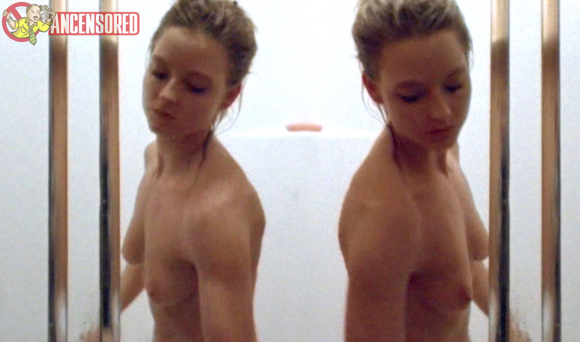 Jodi foster topless